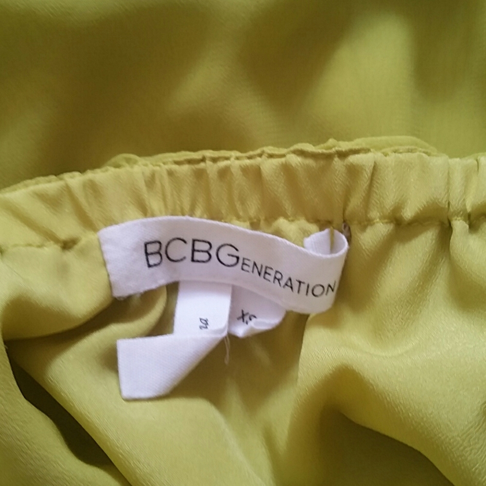 BCBGENERATION XS STRAPLESS  DRESS - Picture 3 of 4